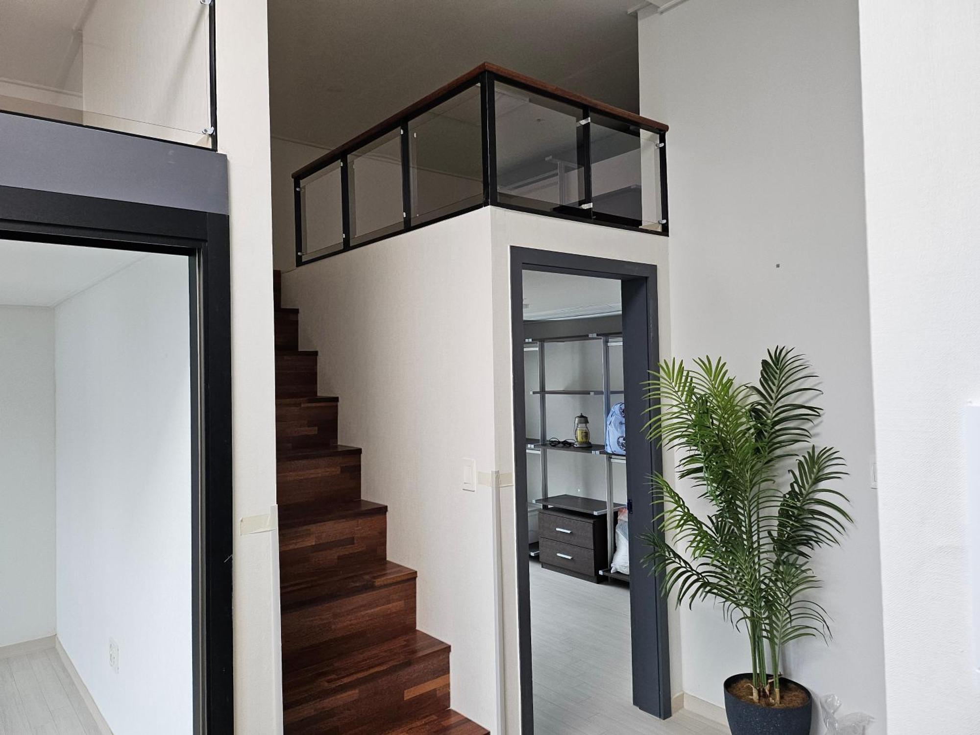 Apartment Morden House *