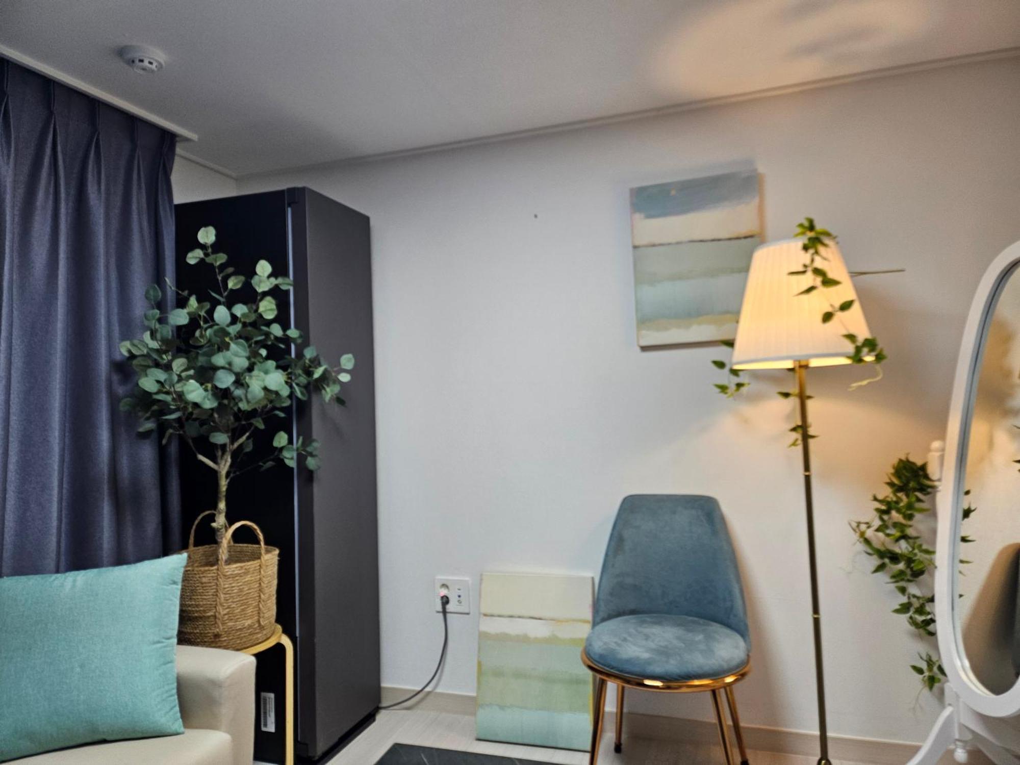 Apartment Morden House